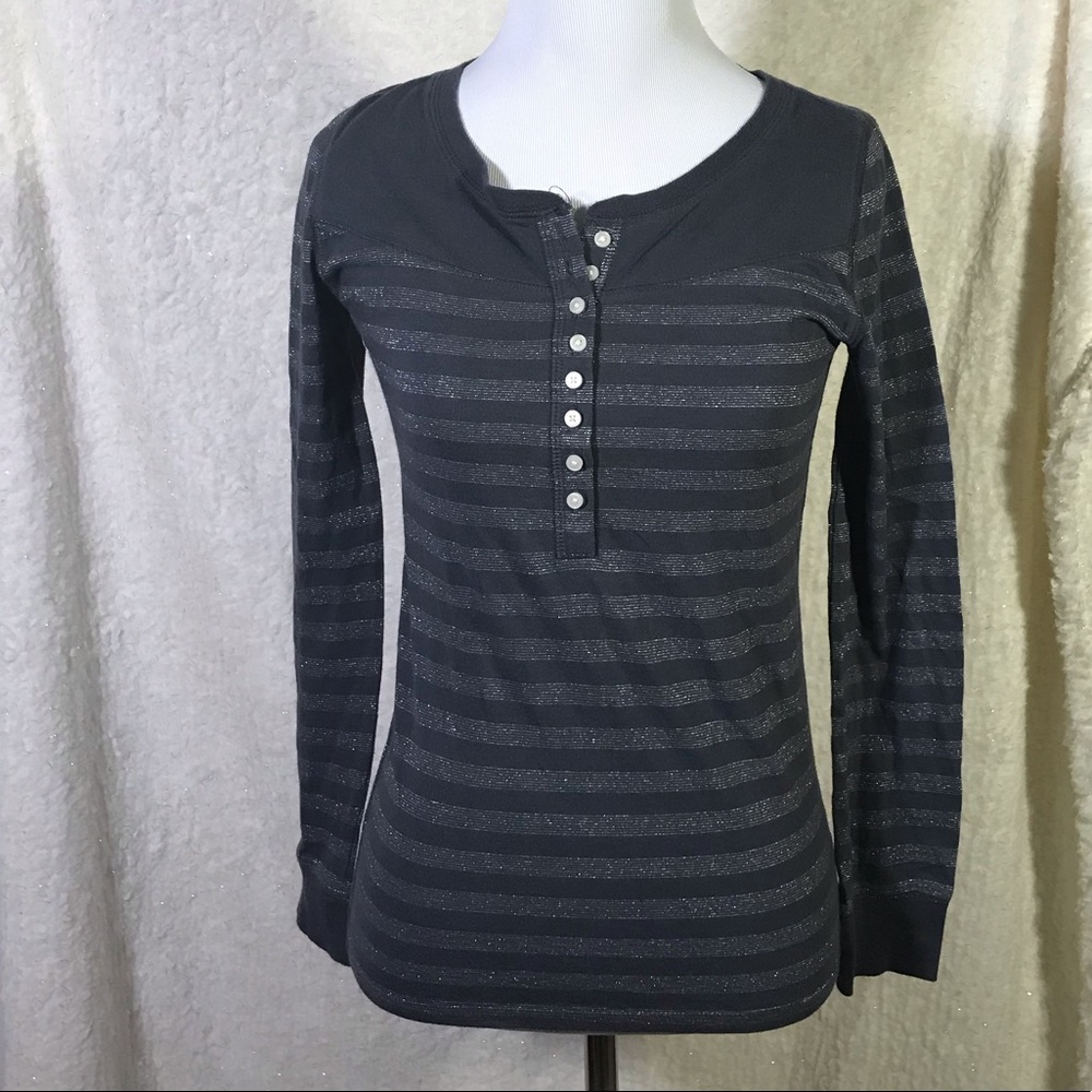 Long sleeved top